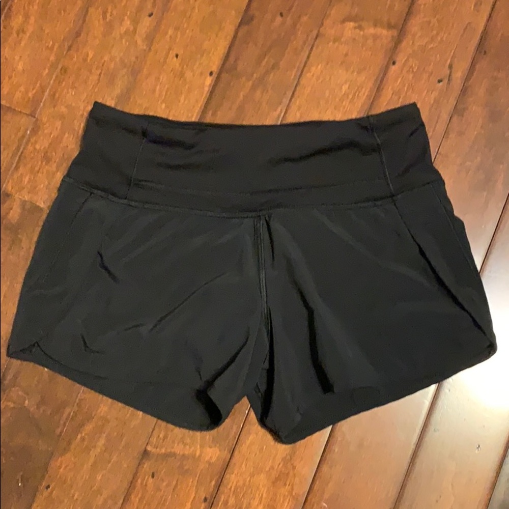 Lululemon Speed Up Shorts *4”